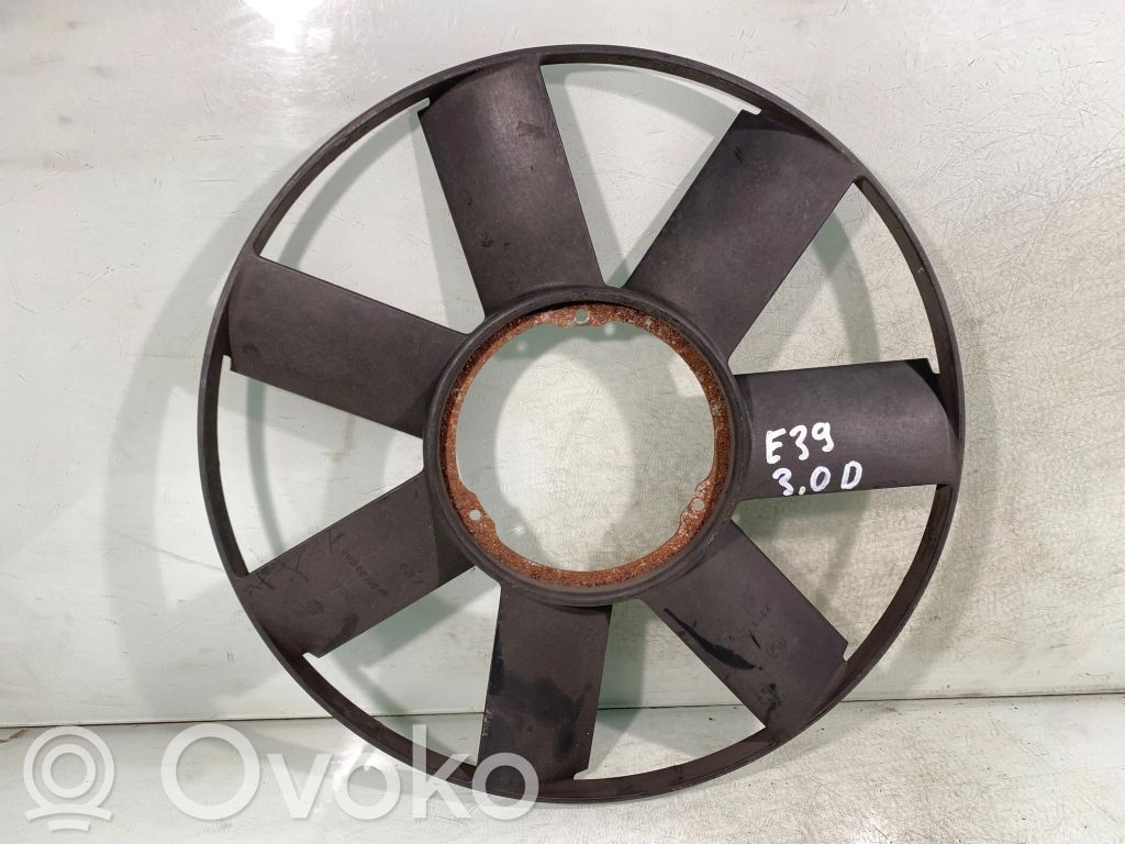 BMW 5 E39 Ventiliatora propellers 