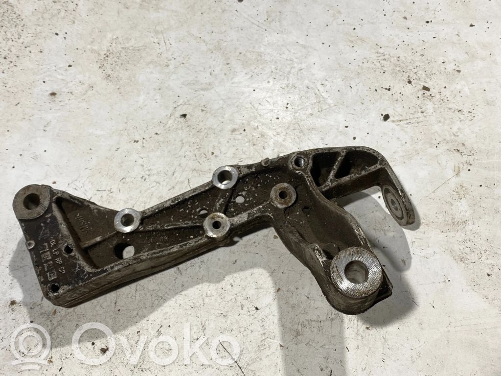 Volkswagen Golf V Priekšējais šķērsnis 