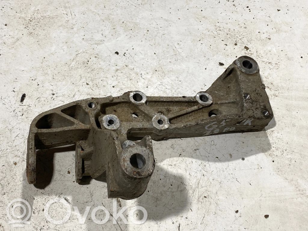 Volkswagen Golf V Front subframe 