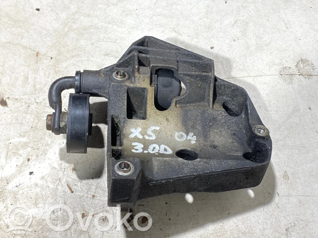 BMW X5 E53 Generator/alternator bracket 