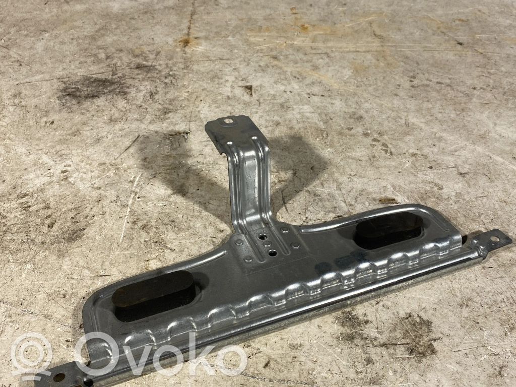Volvo XC90 Battery tray 
