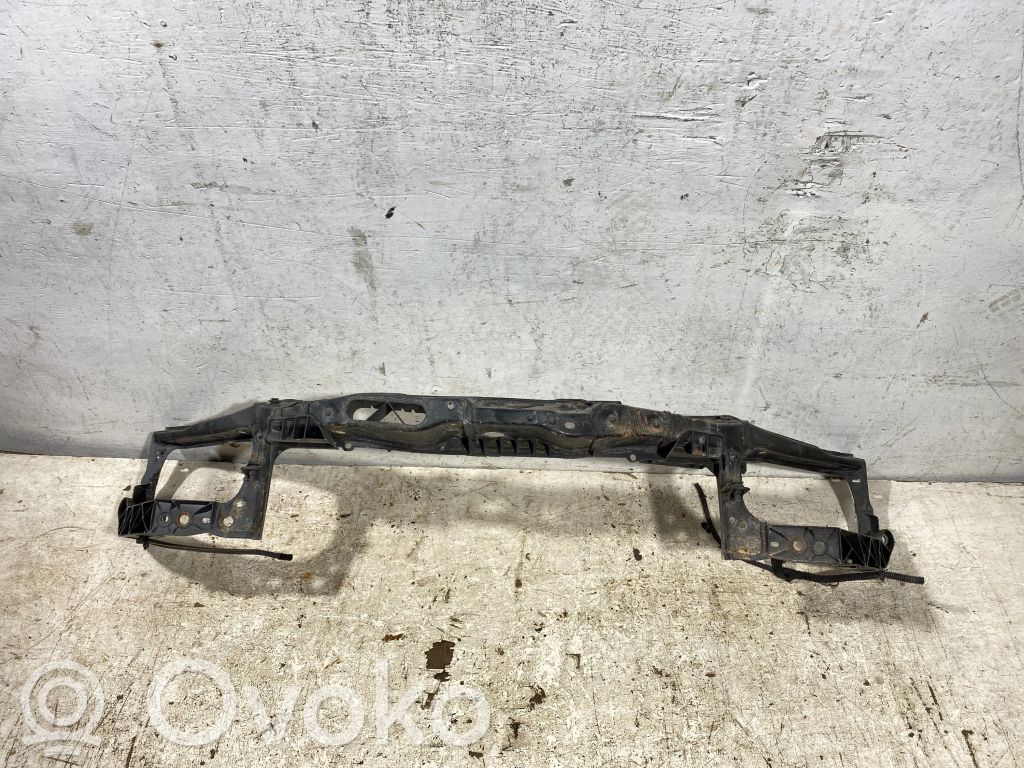 Opel Corsa D Viršutinė dalis radiatorių panelės (televizoriaus) 