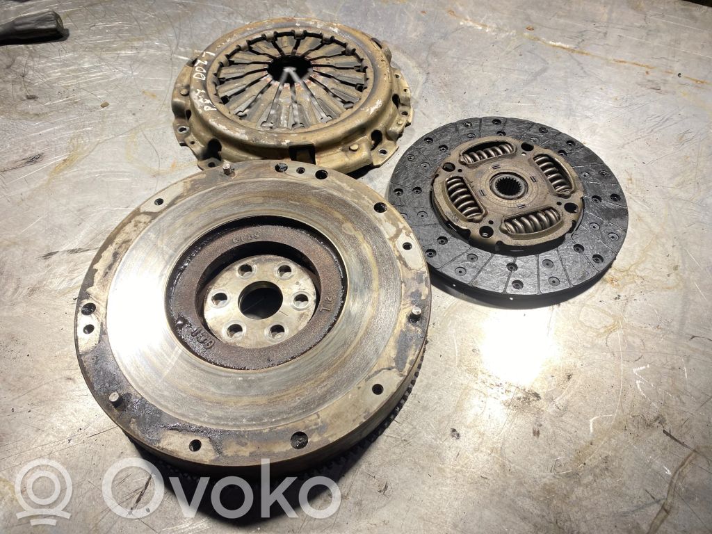 Mitsubishi L200 Kit frizione 