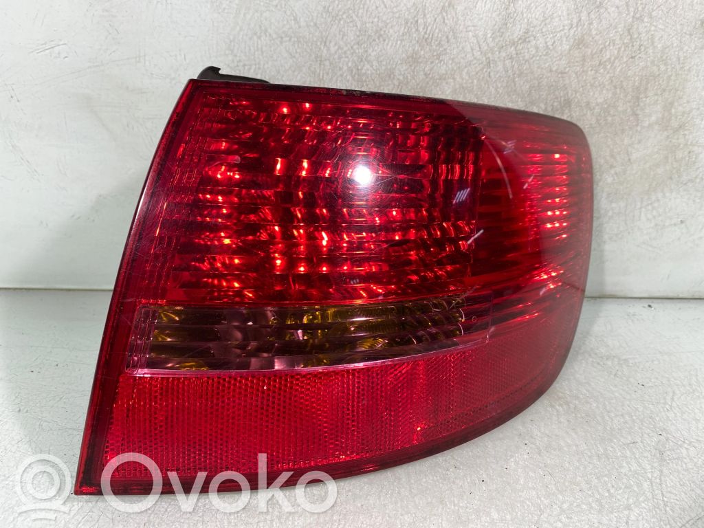 Audi A6 S6 C6 4F Galinis žibintas kėbule 