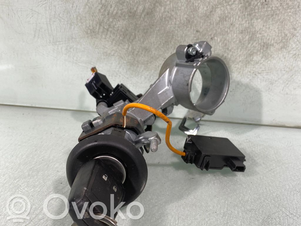 Opel Meriva B Aizdedzes atslēga 