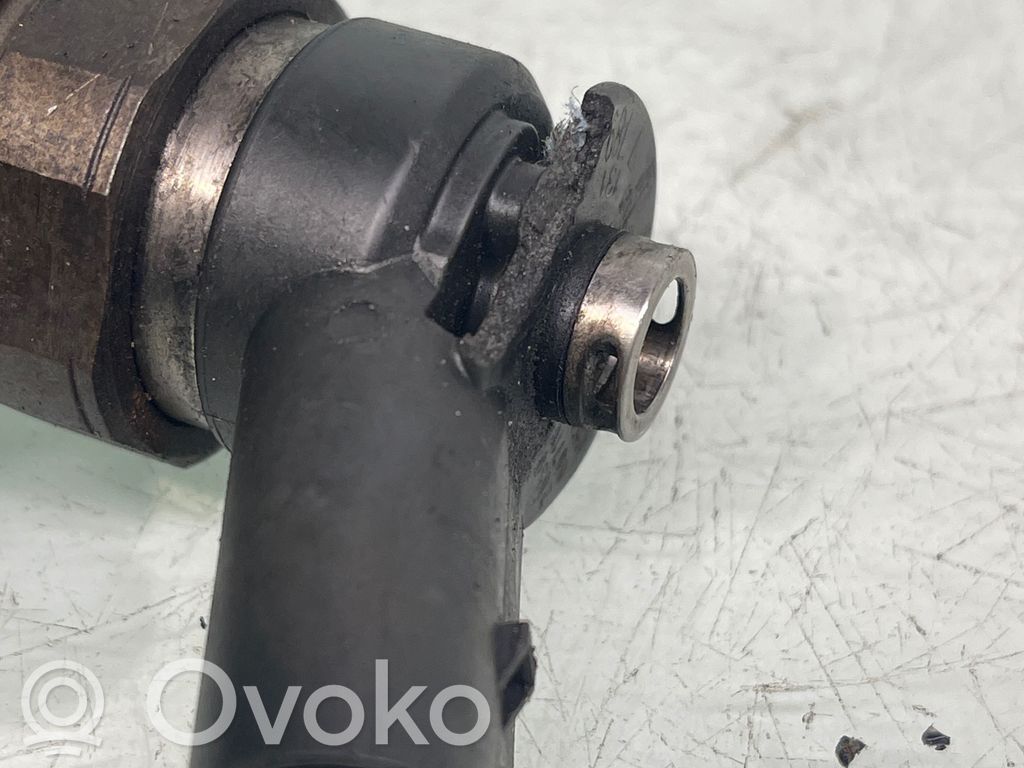 BMW 3 E46 Fuel injector 
