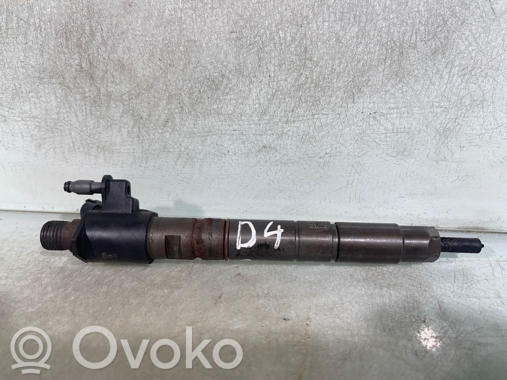Volvo S60 Fuel injector 