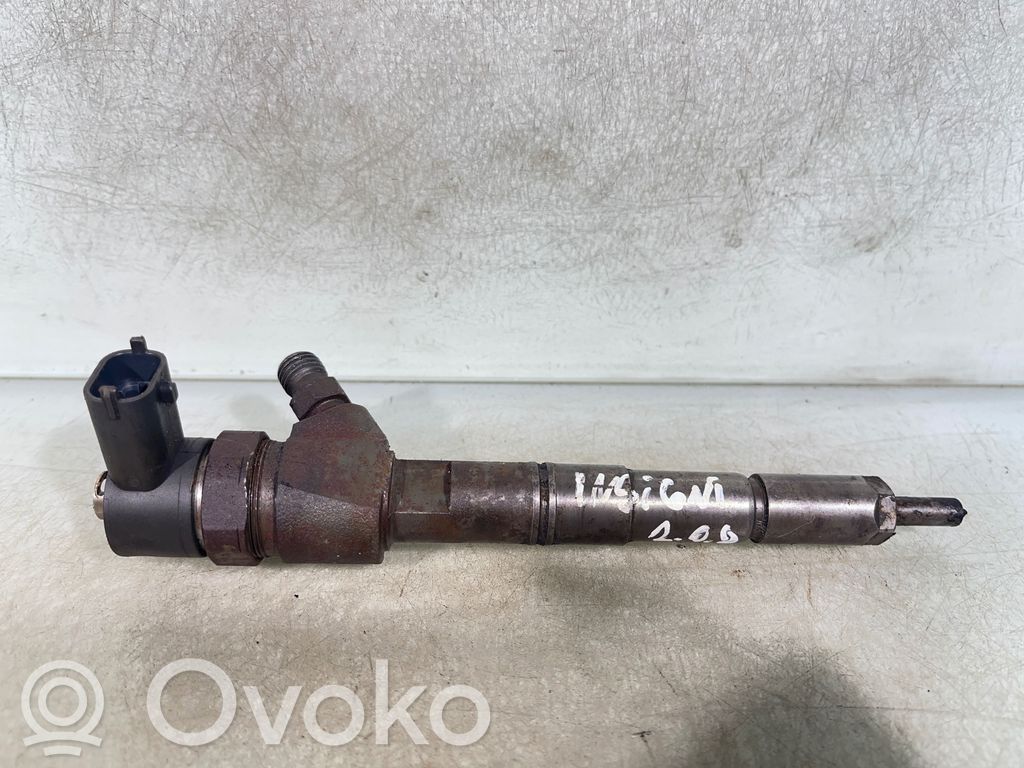 Opel Insignia A Fuel injector 