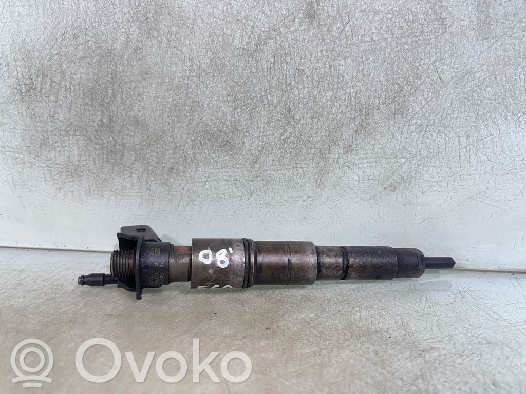 BMW 5 E60 E61 Fuel injector 