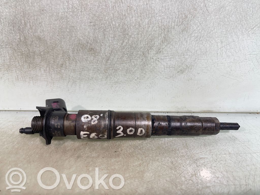 Fuel injector   779272104,BKASBNI,0445115048,03240,060103,2342,AB5UC5YANE