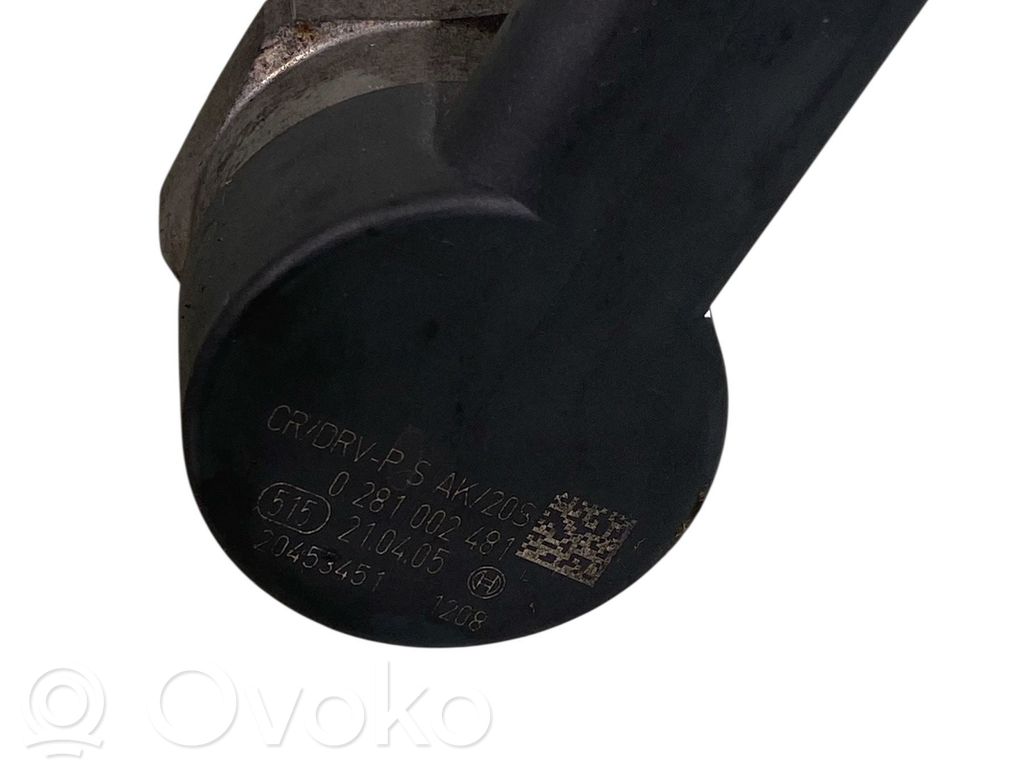 BMW 7 E65 E66 Fuel pressure regulator 