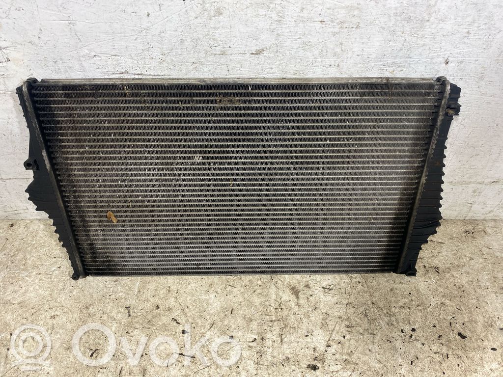 Interkūlerio radiatorius   31274553,989581K