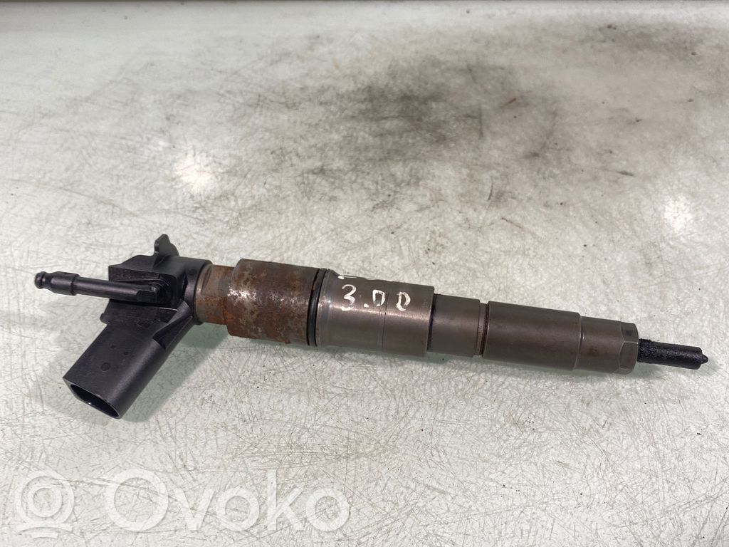 BMW 5 E60 E61 Fuel injector 