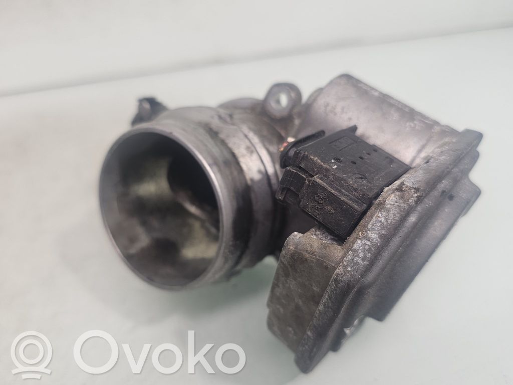 BMW 5 E60 E61 Throttle body valve 