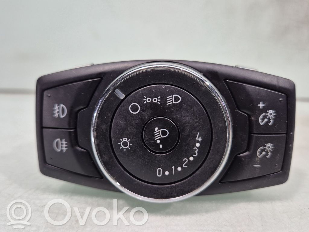 Ford Focus Light switch 