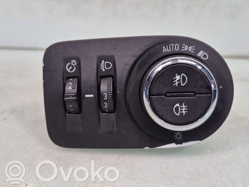 Opel Astra K Light switch 
