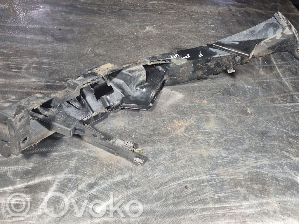 BMW X1 E84 Headlight/headlamp mounting bracket 