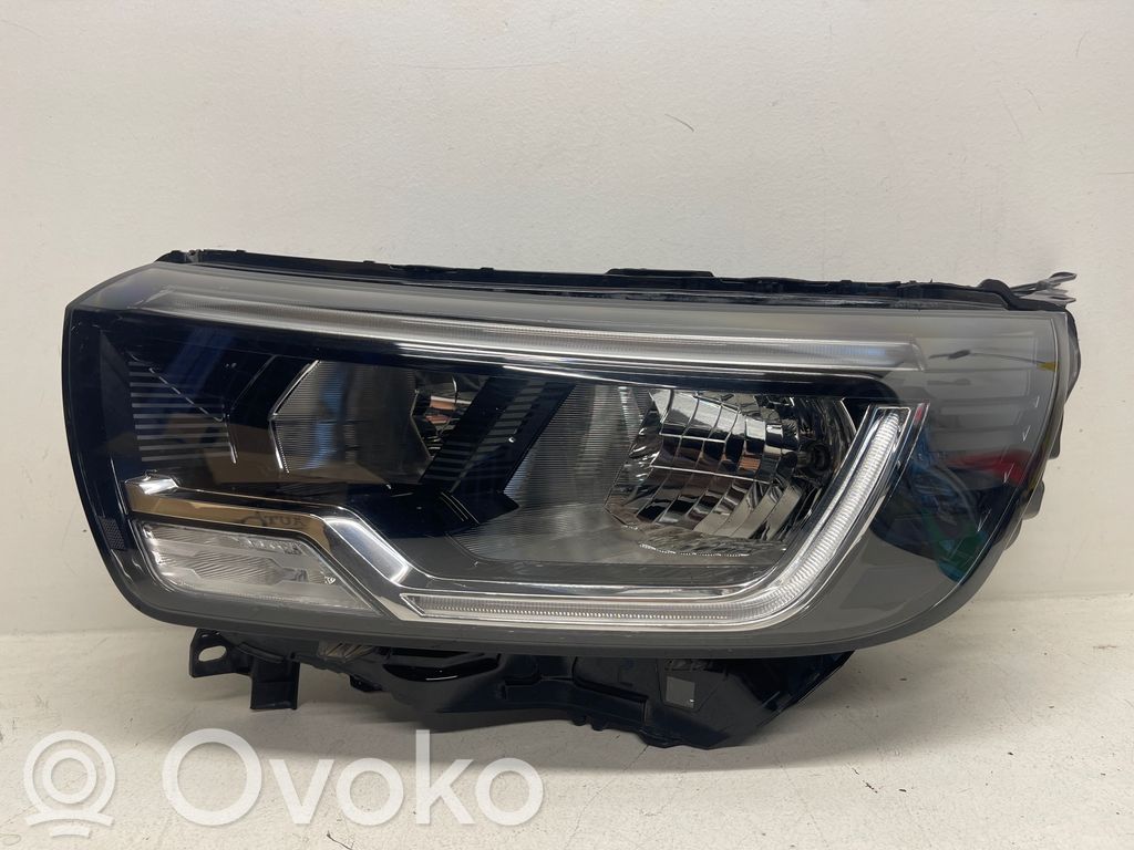 Renault Kangoo III Lampa przednia 