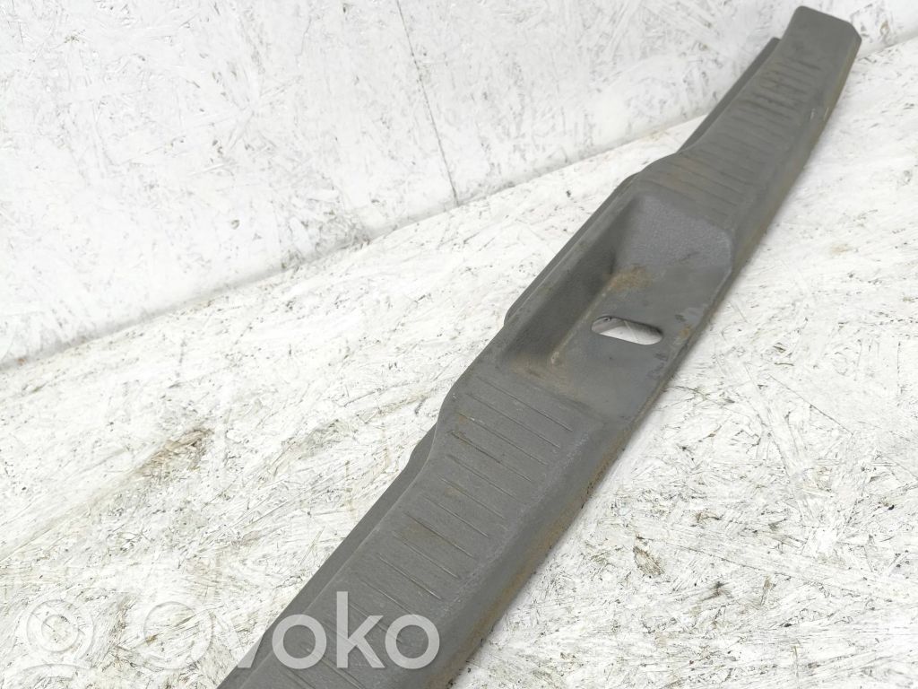 Mazda 2 Trunk/boot sill cover protection 