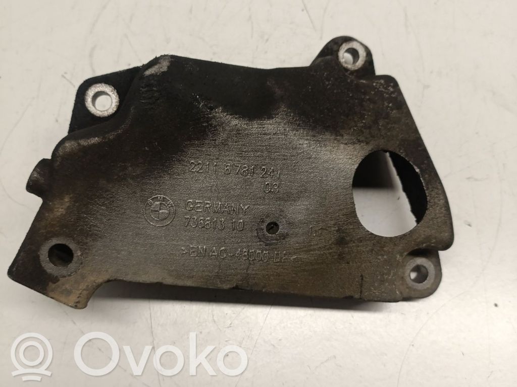 BMW 5 F10 F11 Engine mounting bracket 