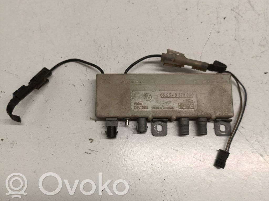 BMW 5 E39 Antenos stiprintuvas 