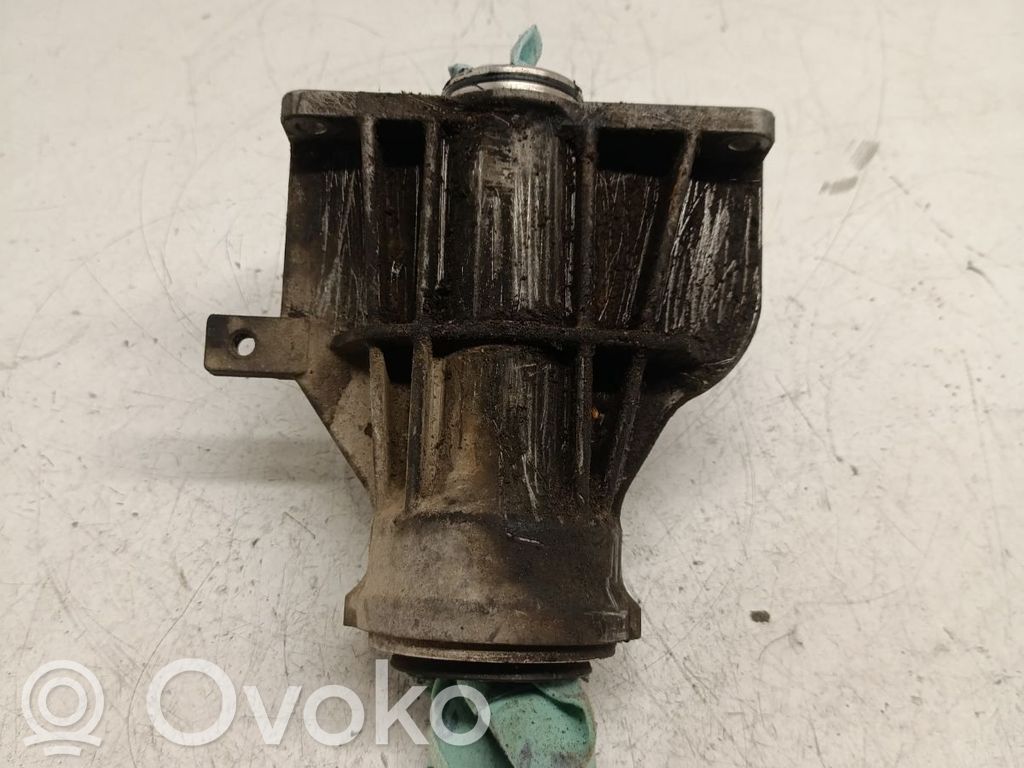 BMW 3 E90 E91 Driveshaft support bearing bracket 