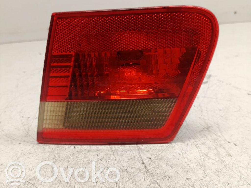BMW 3 E46 Tailgate rear/tail lights 