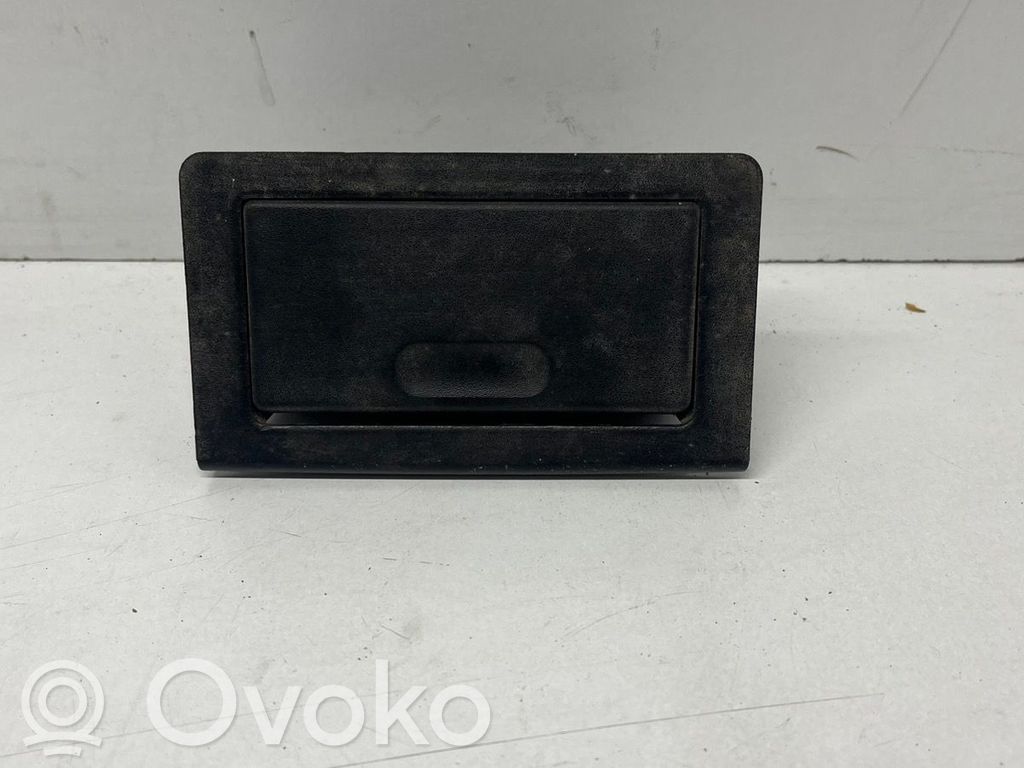 BMW 3 E36 Pelnutrauks 