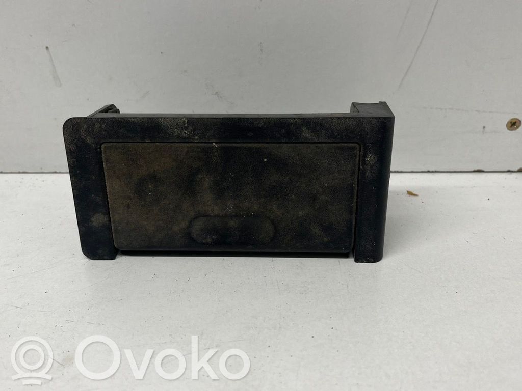 BMW 3 E36 Pelnutrauks (priekšā) 