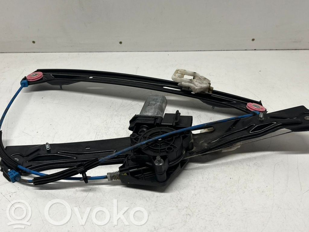 BMW 3 F30 F35 F31 Front door window regulator with motor 