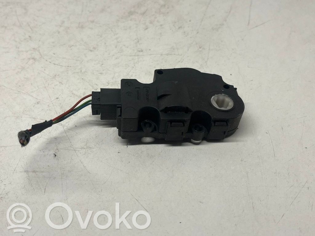 BMW 3 F30 F35 F31 Двигатель задвижки потока воздуха 