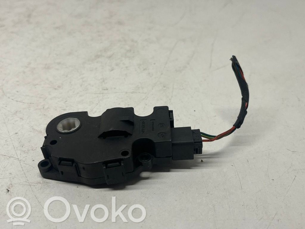 BMW 3 F30 F35 F31 Двигатель задвижки потока воздуха 