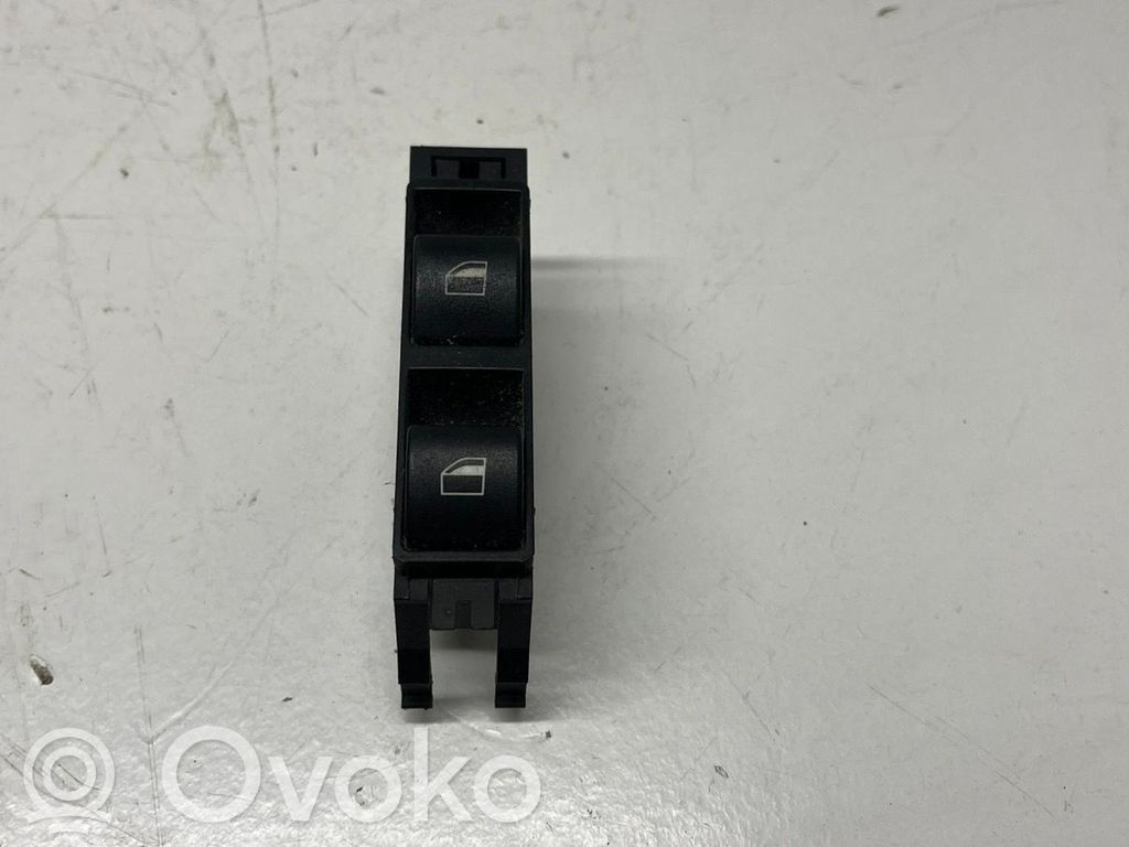 BMW 3 E46 Electric window control switch 