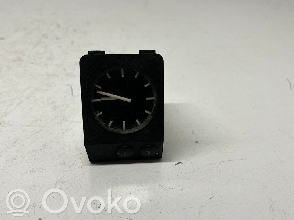 BMW 3 E36 Clock 