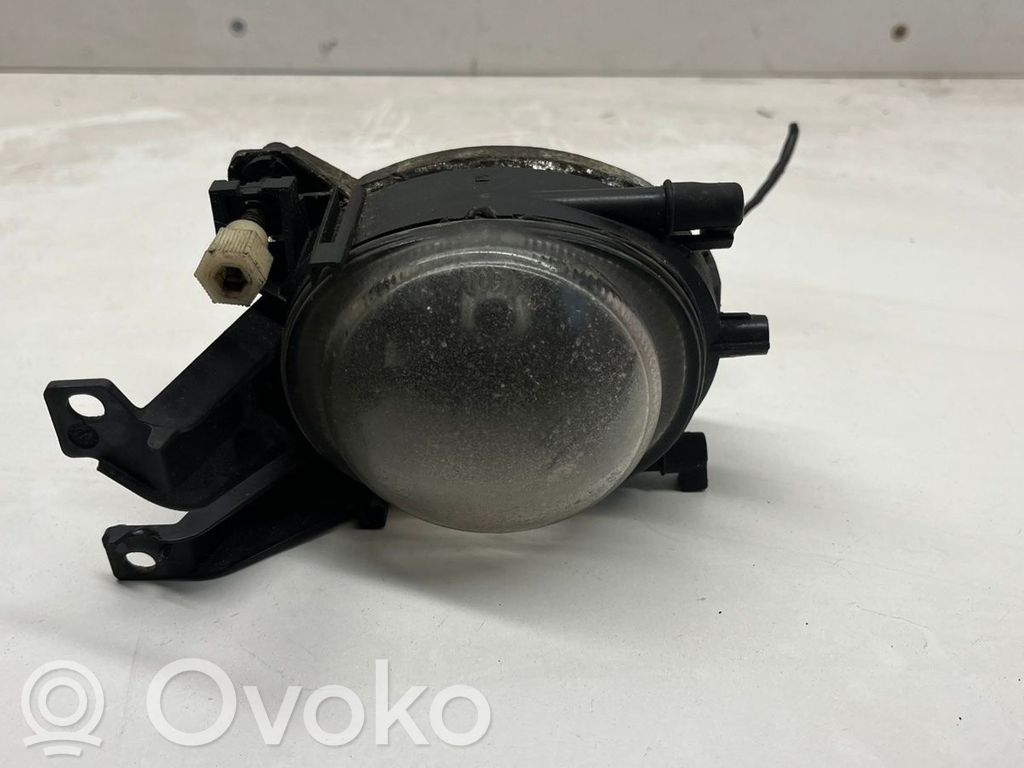BMW 5 E39 Miglas lukturis priekšā 