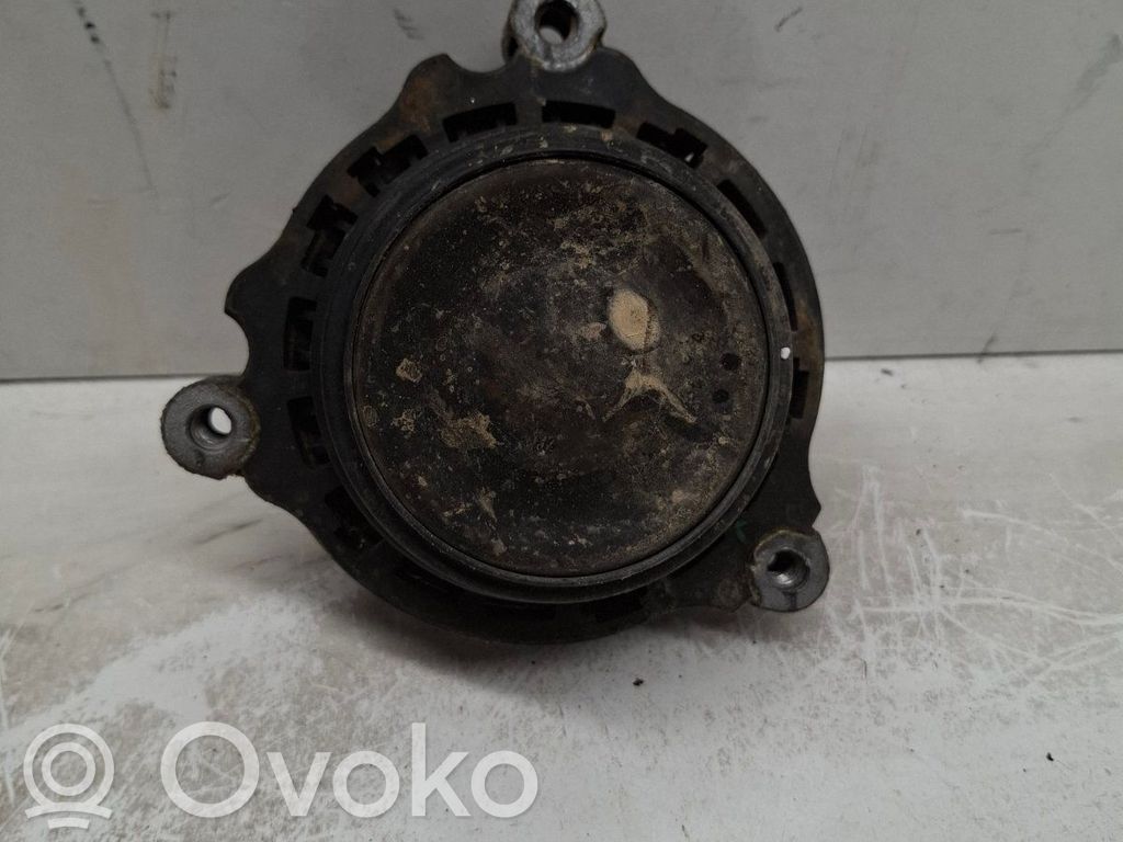 BMW 3 F30 F35 F31 Engine mount bracket 