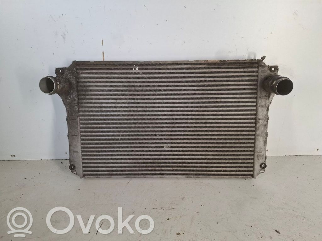 Toyota Avensis T250 Interkūlerio radiatorius 