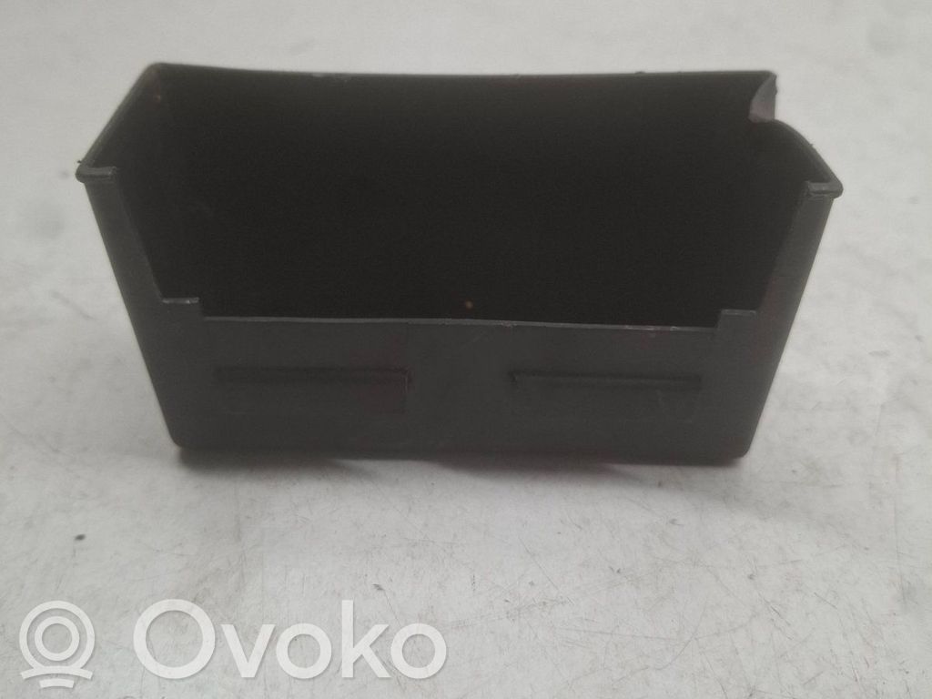 BMW 3 E36 Fuse box cover 
