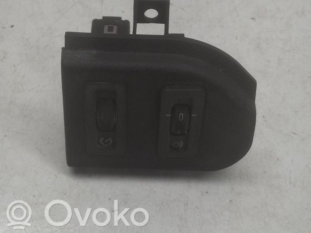Headlight level height control switch   1393420,E366131