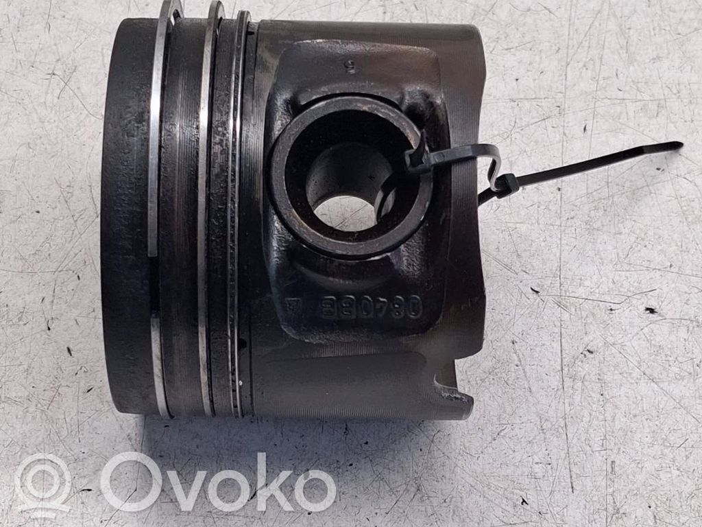 BMW 3 E90 E91 Piston 
