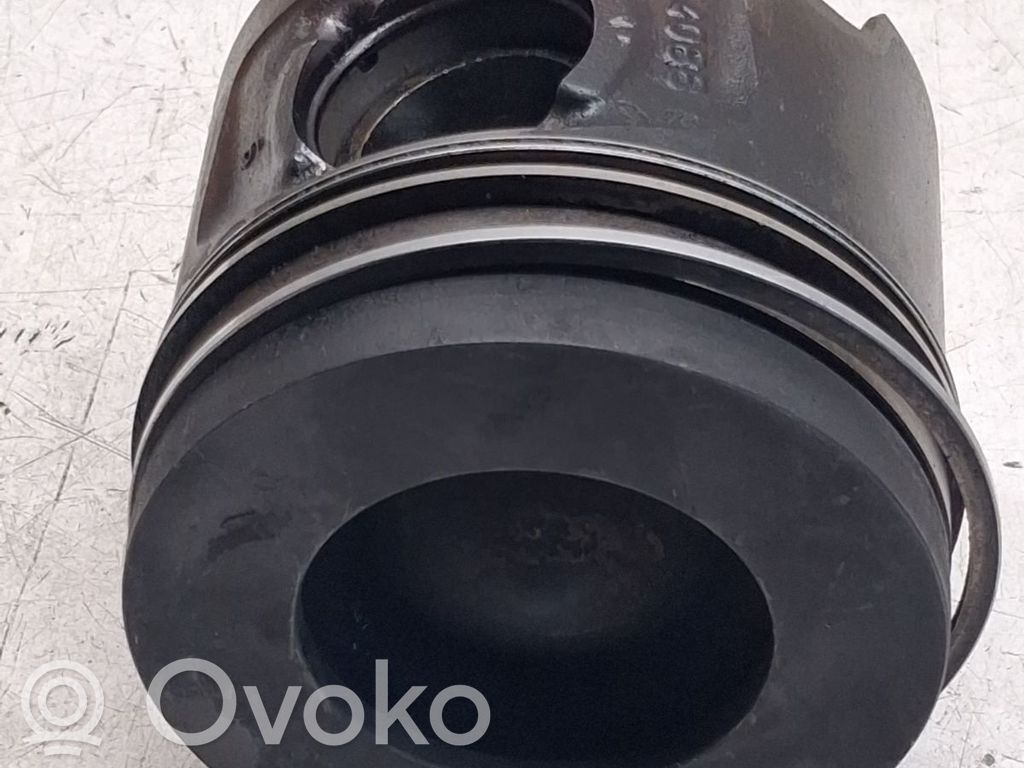 BMW 3 E90 E91 Piston 