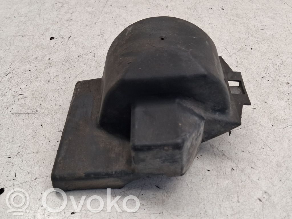 BMW 5 E39 Unterfahrschutz Unterbodenschutz Fahrwerk vorne 