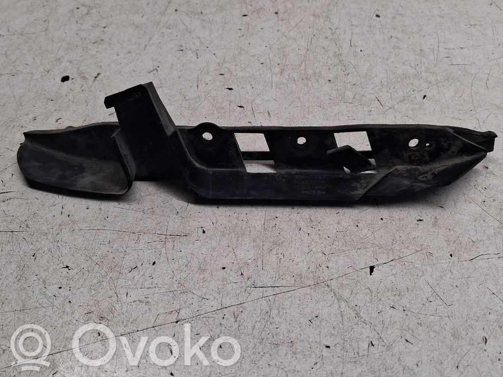 BMW 5 E60 E61 Galinis laikiklis bamperio 