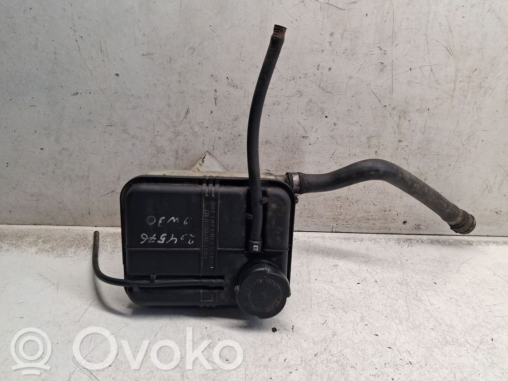 BMW 5 E39 Aušinimo skysčio išsiplėtimo bakelis 