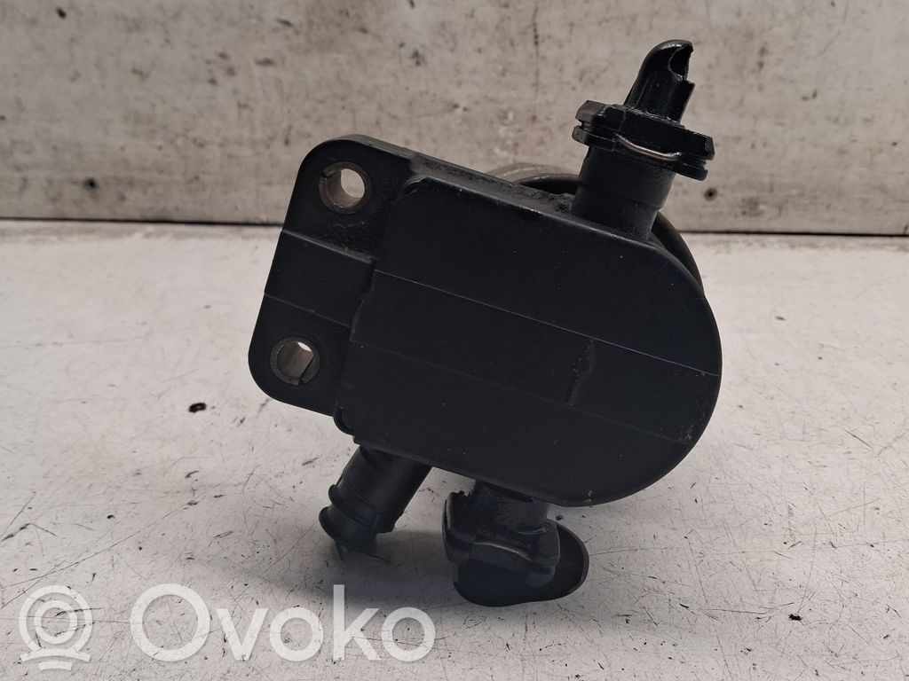 BMW 5 E39 Bridă fixare filtru combustibil 