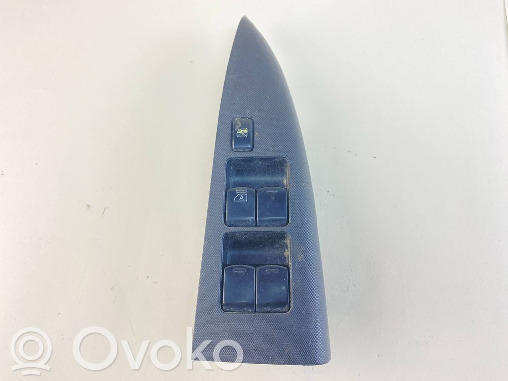 Nissan Note (E11) Electric window control switch 