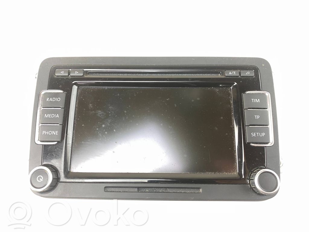 Volkswagen PASSAT B6 Panel / Radioodtwarzacz CD/DVD/GPS 