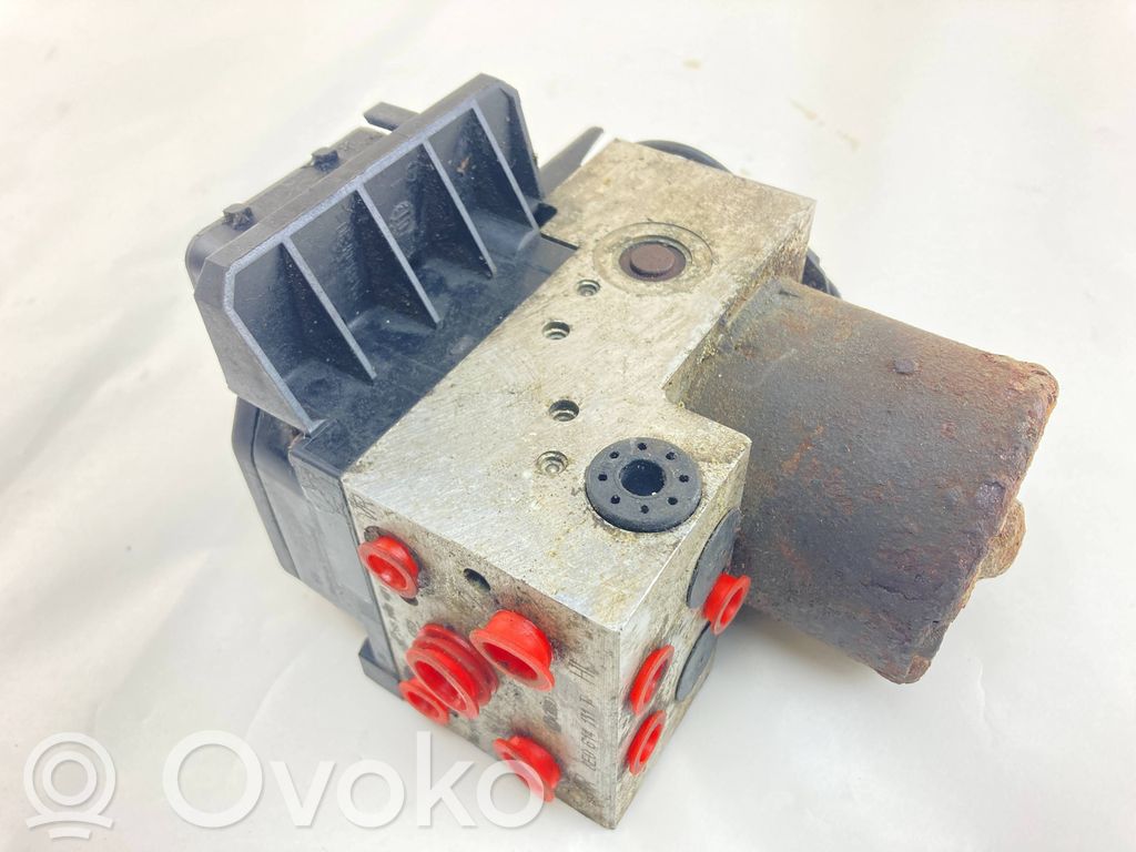 Audi A8 S8 D2 4D ABS Blokas 