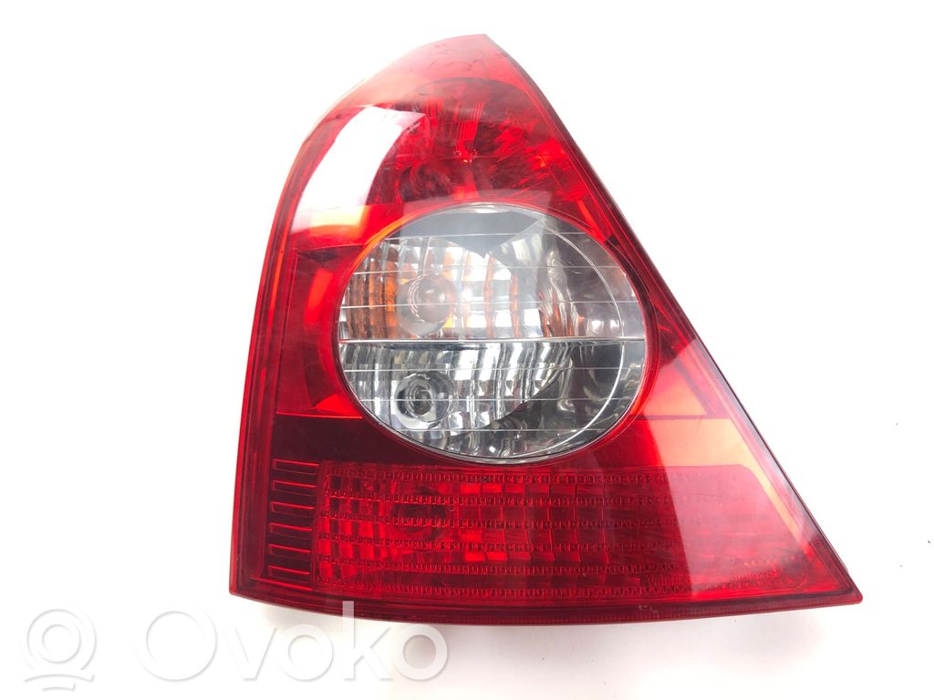 Renault Clio II Luci posteriori 