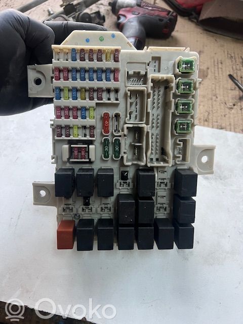 Fuse box set   A4545400324